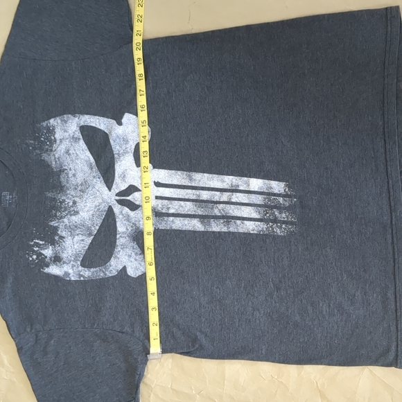 Punisher tee shirt - Picture 3 of 4